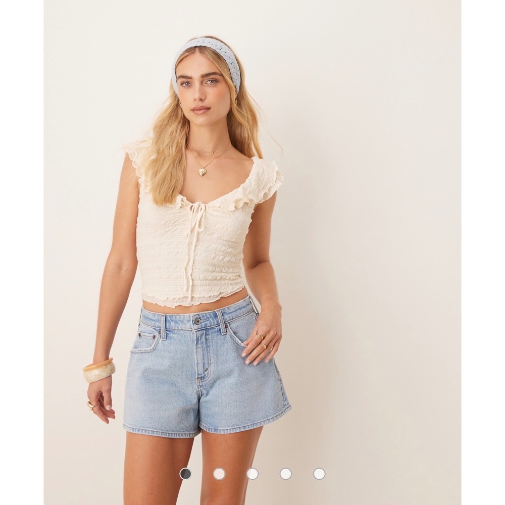 Abercrombie & Fitch Mom High Rise 4in Jeans Denim Shorts 99% Cotton Summer 28
